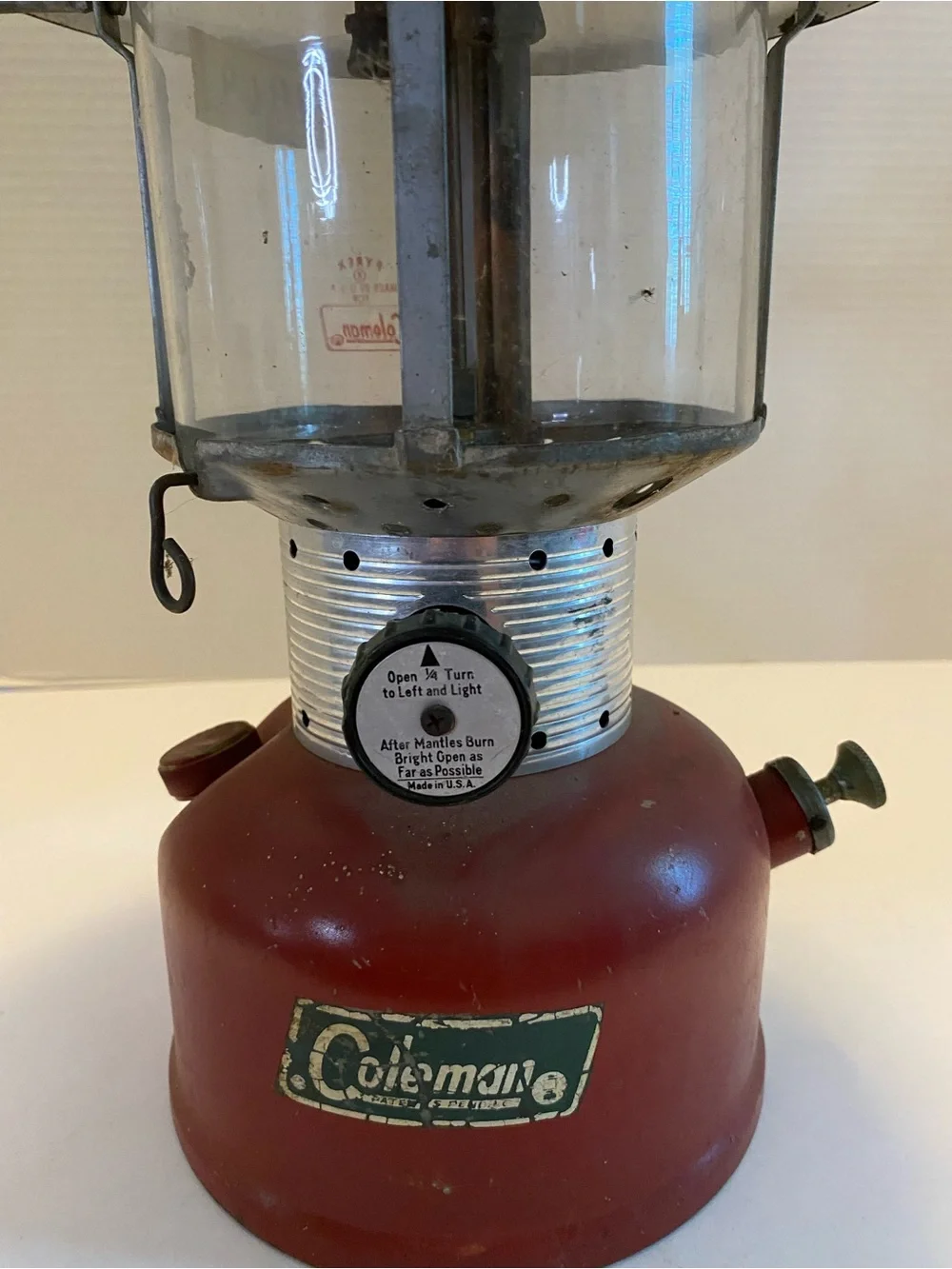Coleman Lantern Big Hat 228E Double Mantle Green & Red With Bail Handle